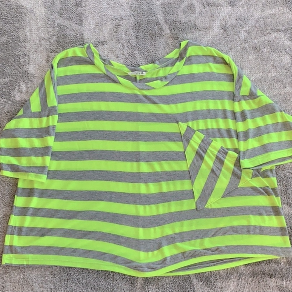 CEDAR TREE GREEN/GREY STRIPED Tee | M